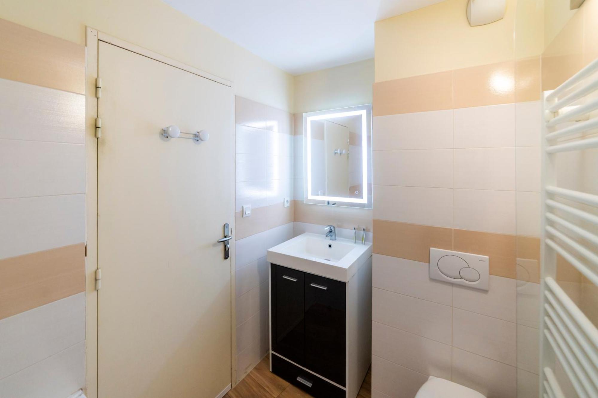 Apartamento T2 Au Coeur Du Centre Historique De Briancon #3 Exterior foto