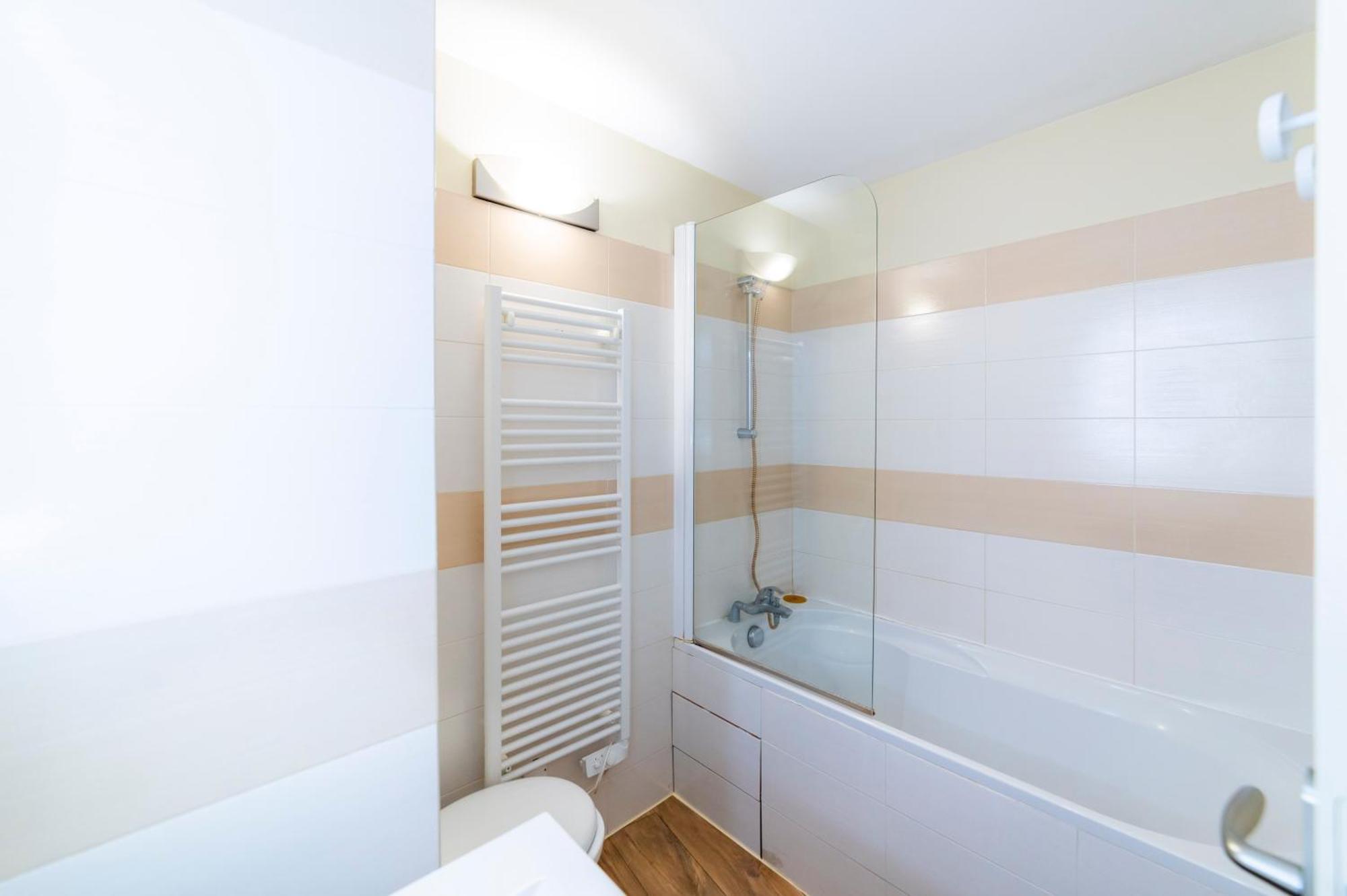 Apartamento T2 Au Coeur Du Centre Historique De Briancon #3 Exterior foto